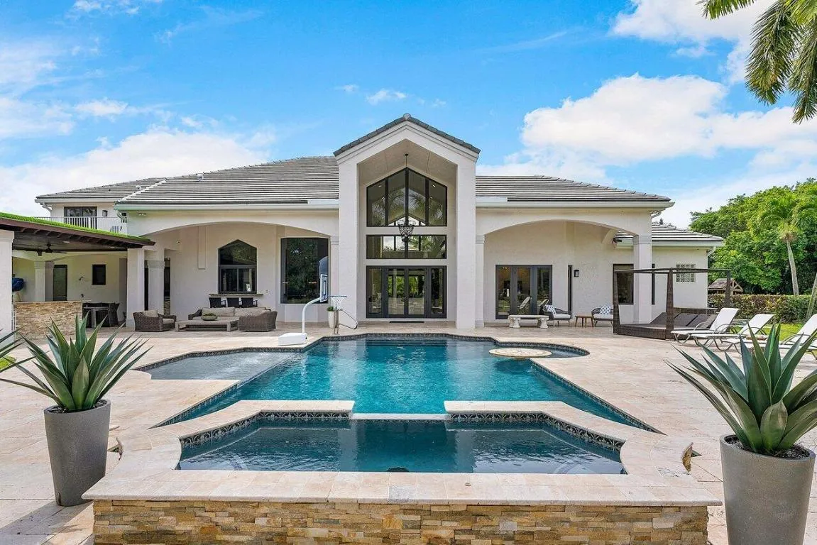051-21677ElBosqueWay-BocaRaton-FL-33428-