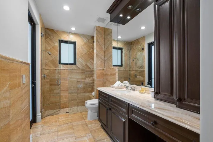 040-21677ElBosqueWay-BocaRaton-FL-33428-