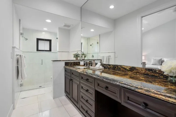 018-21677ElBosqueWay-BocaRaton-FL-33428-
