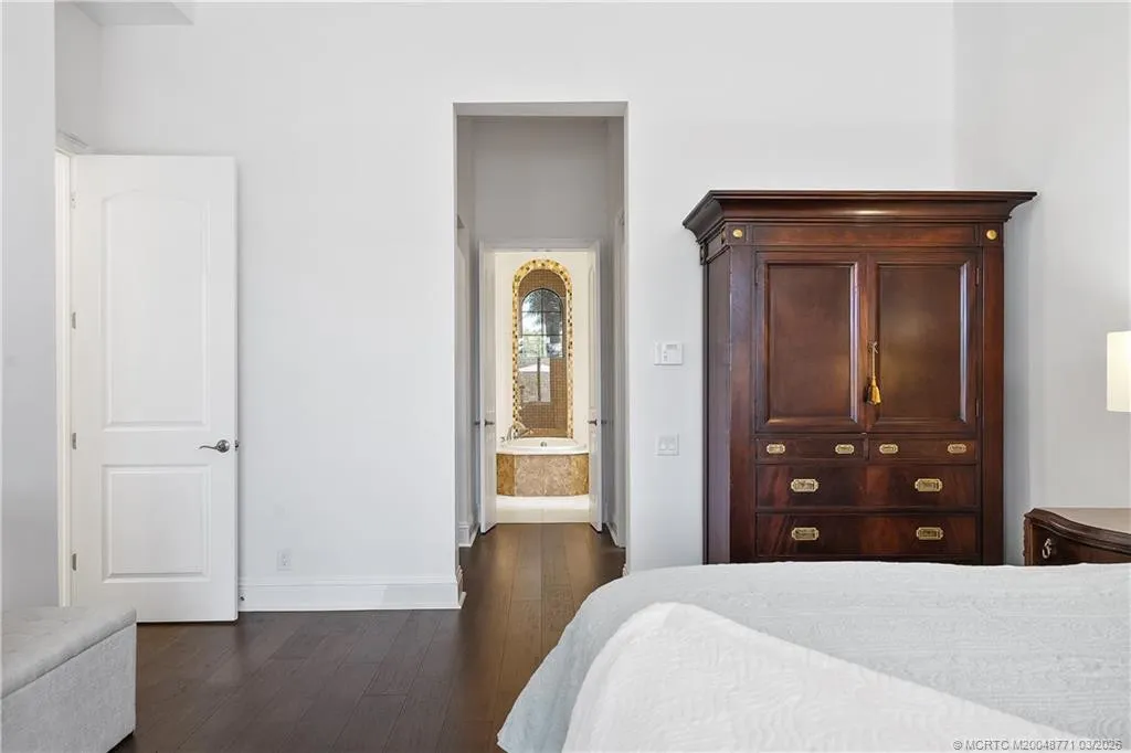 Property photo 44