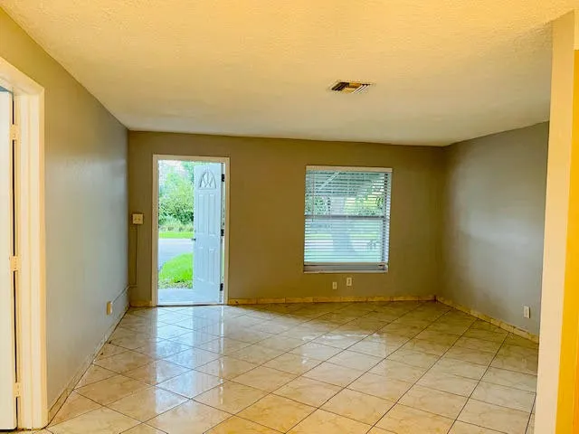 4491- Pic 3