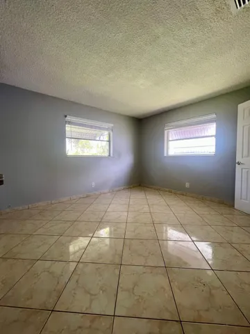 4491- Pic 24