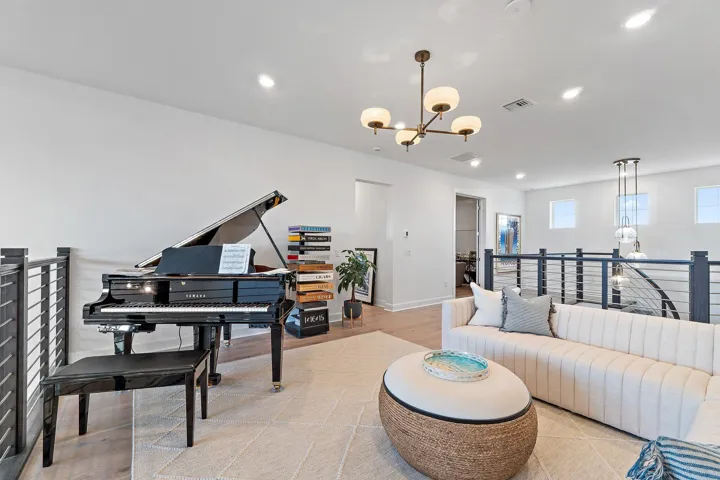 2nd FL Loft Area
