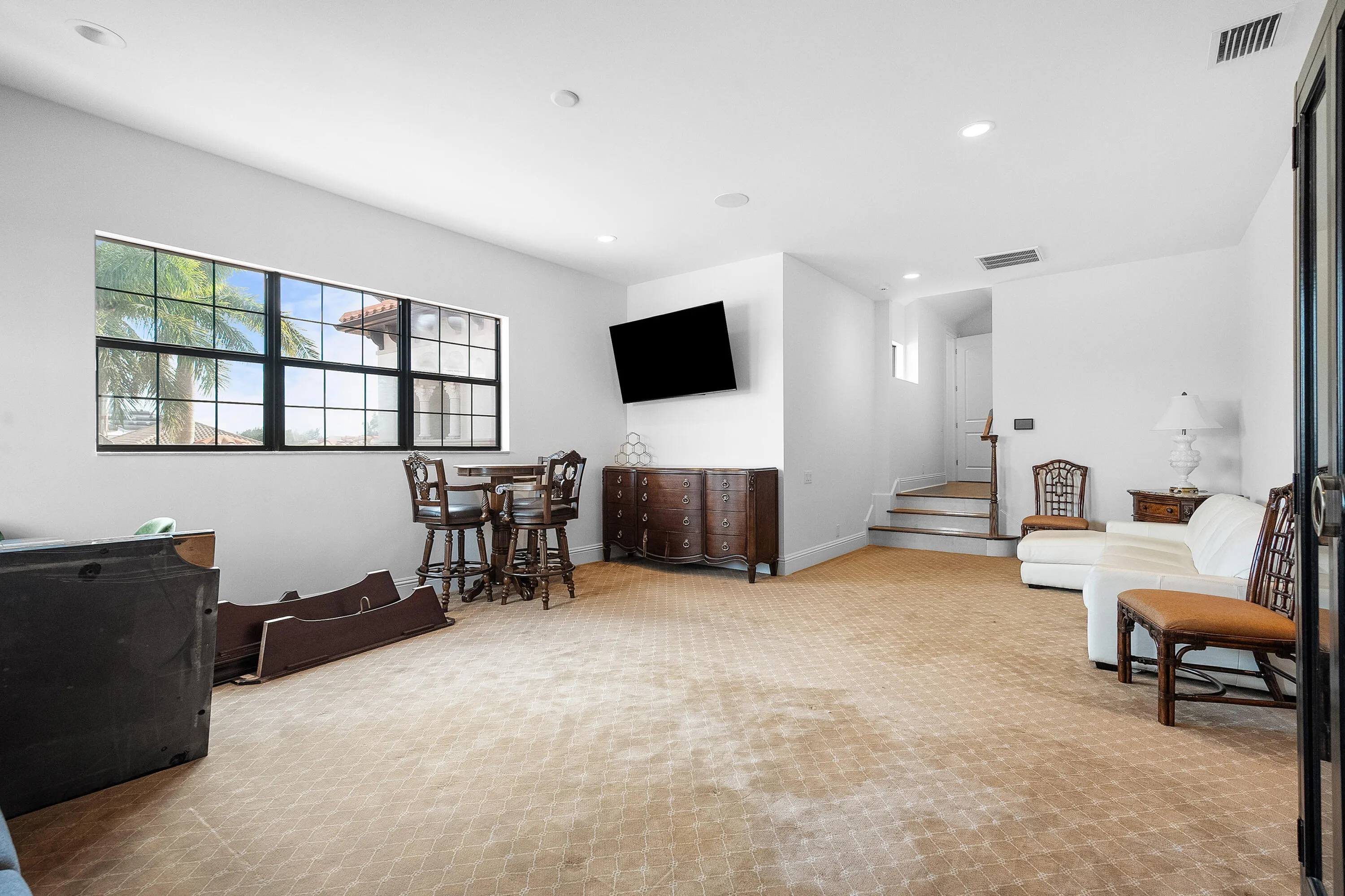 Property photo 50
