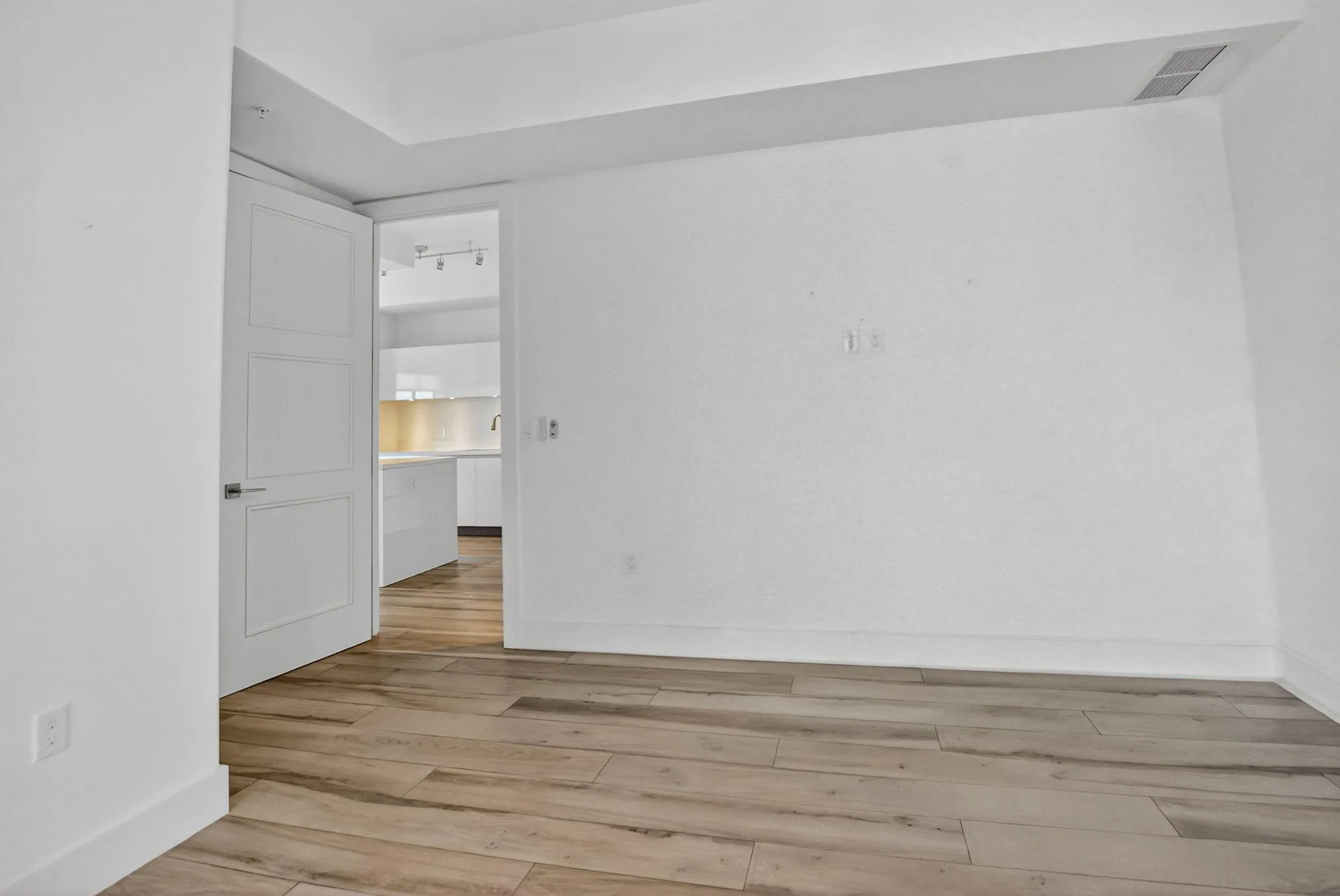 Property photo 101