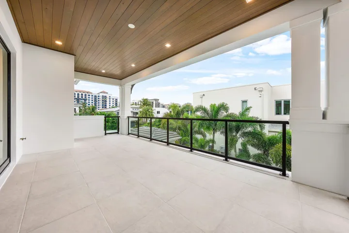 Second level covered balcony