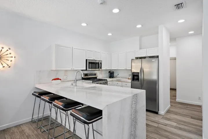 8208 Heritage Club Drive