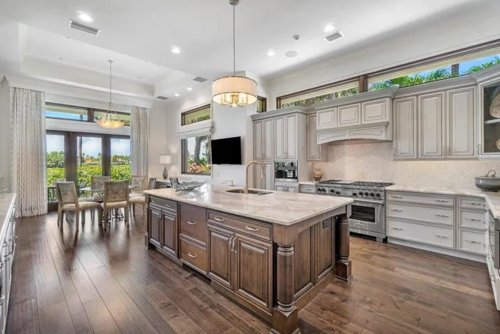 066-1904SoutheastSailfishPointBoulevard-