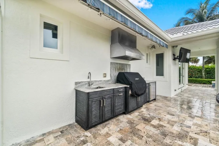 030-1904SoutheastSailfishPointBoulevard-