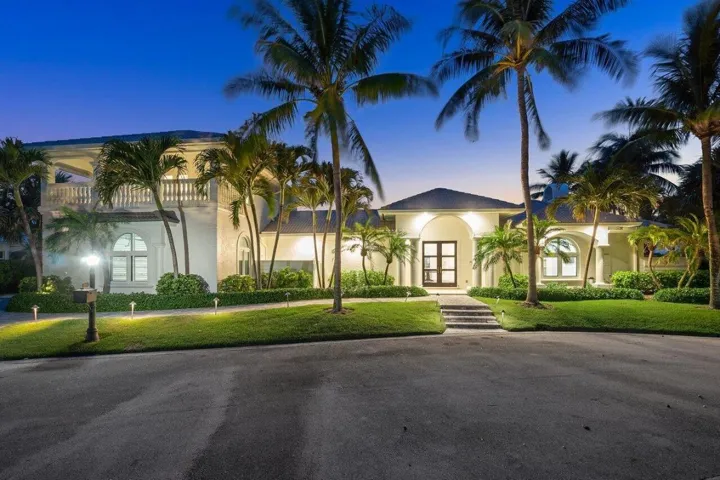 051-1904SoutheastSailfishPointBoulevard-