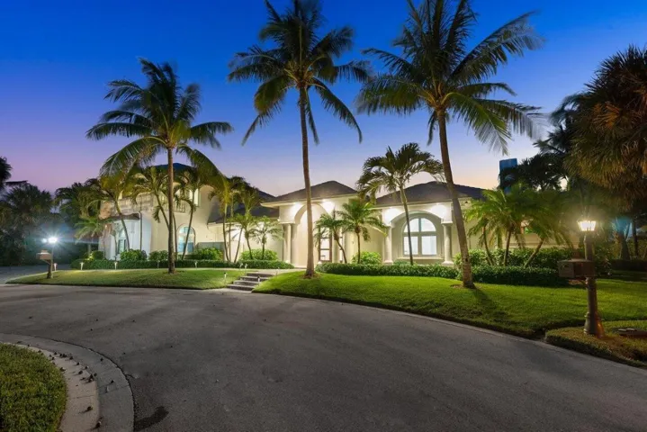 053-1904SoutheastSailfishPointBoulevard-