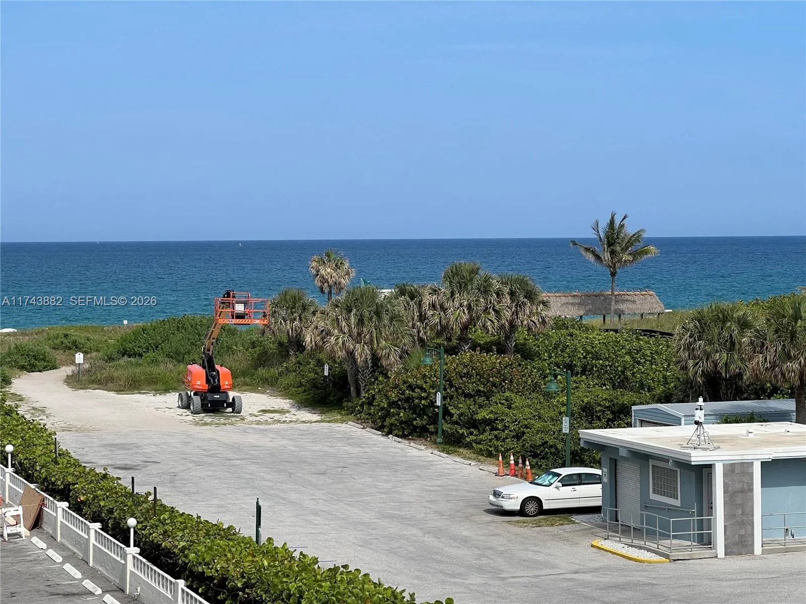 Palm Beach Shores Beach