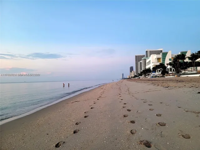 Private Access Hollywood Beach