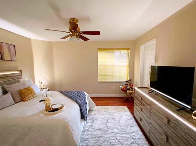 Fourth bedroom