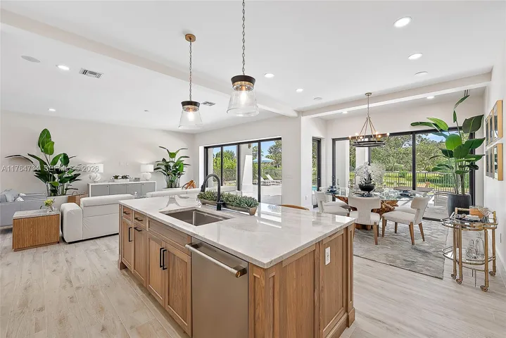 Kitchen / Family Room
