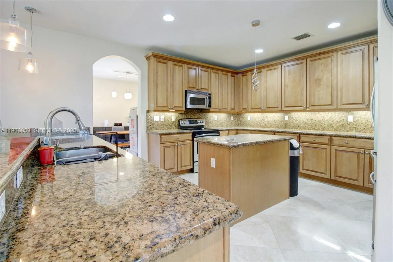 Property photo 31
