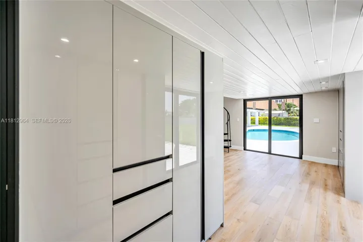 Photo 37