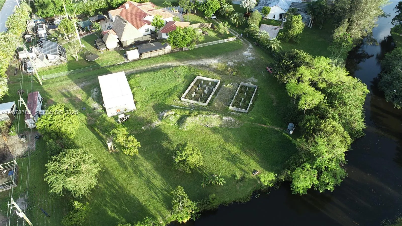 Property photo 43