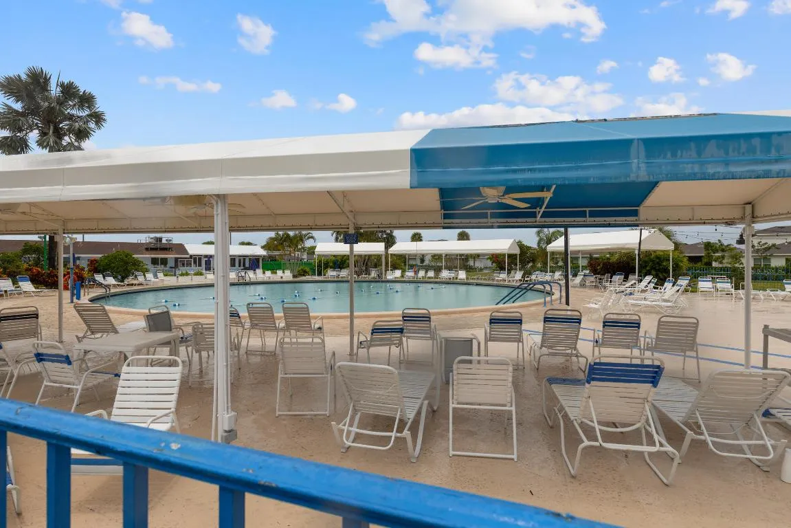 SLHG Community Pool