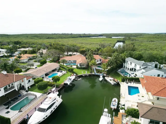 Dock or lift your boat and enjoy living a few minutes to the Bay