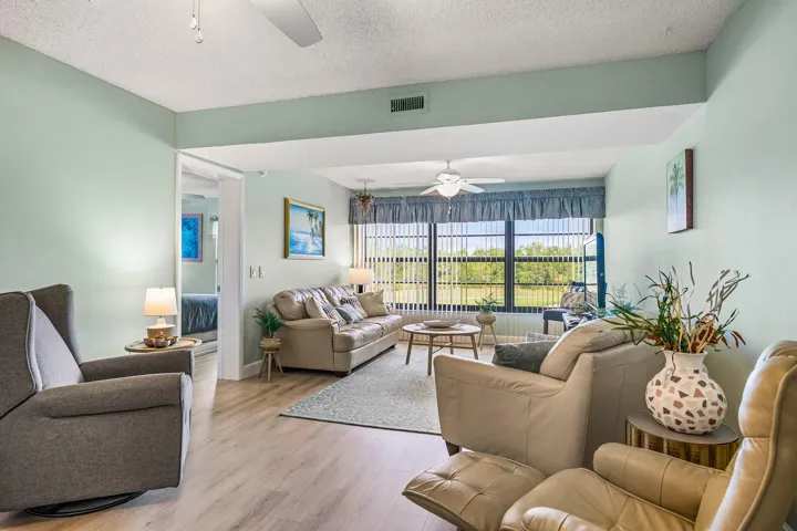 28 Plantation Drive - 204-84