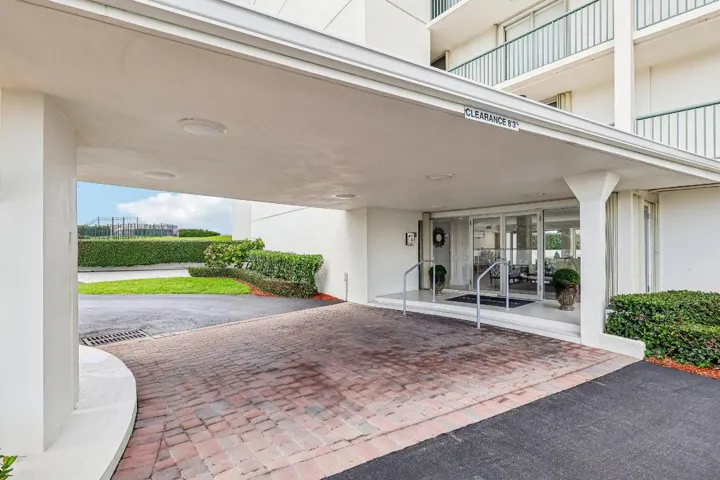 5-web-or-mls-N Ocean Dr 8a-2905-005