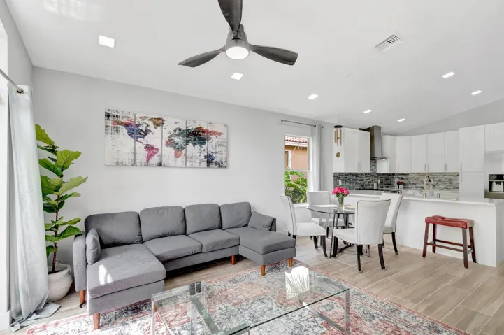 LARGE LIVING SPACE