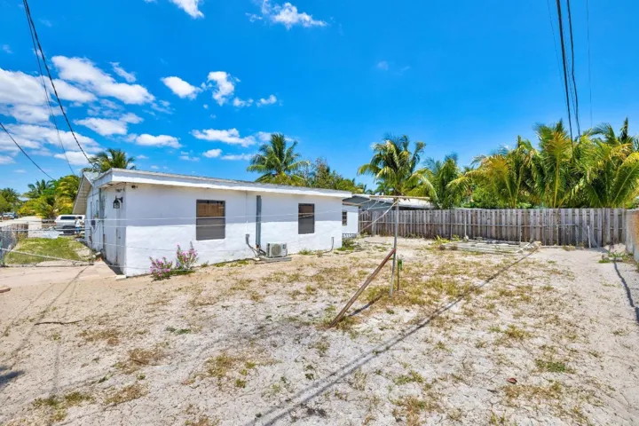 Photo​​‌​​​​‌​​‌‌​‌‌​​​‌‌​‌​‌​‌​​​‌​​ 4