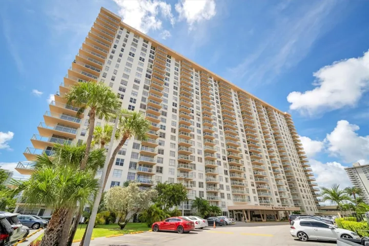 Front of WT300 Condo