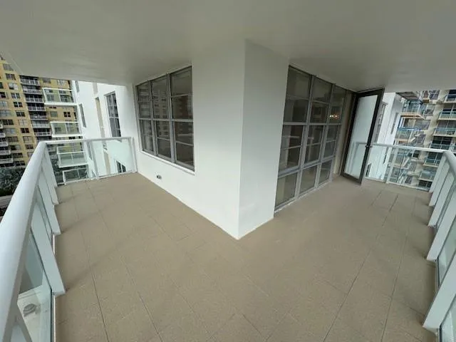 Wraparound Balcony