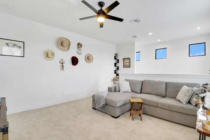 Bonus/Bedroom 4