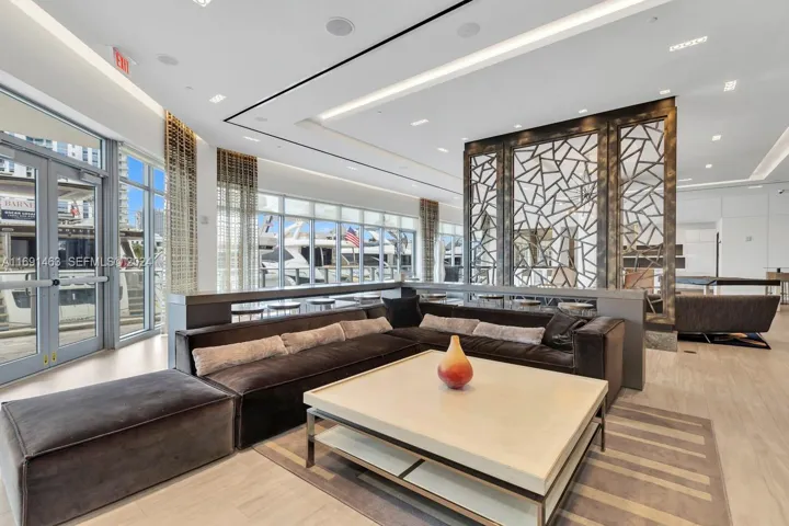 Photo 34