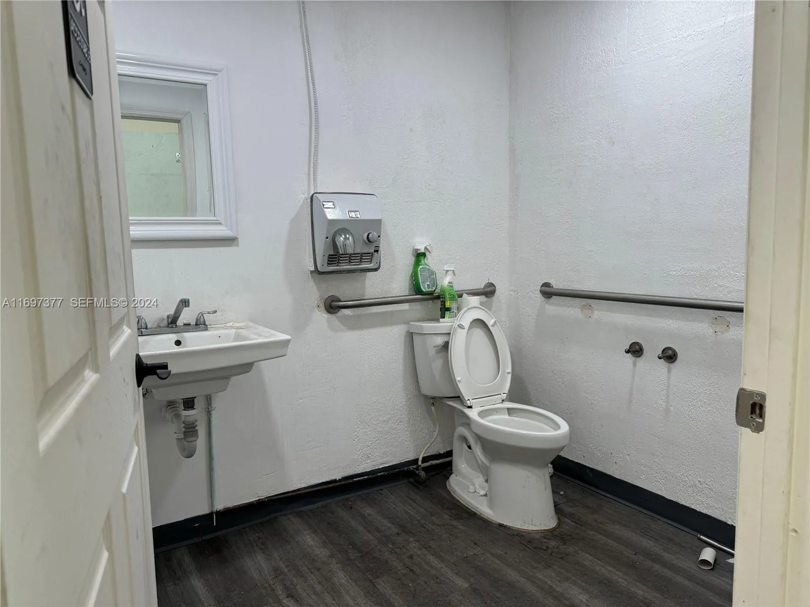 Property photo 15