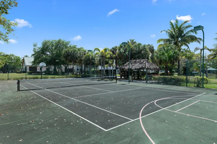 13401 55th St S Wellington FL-large-100-