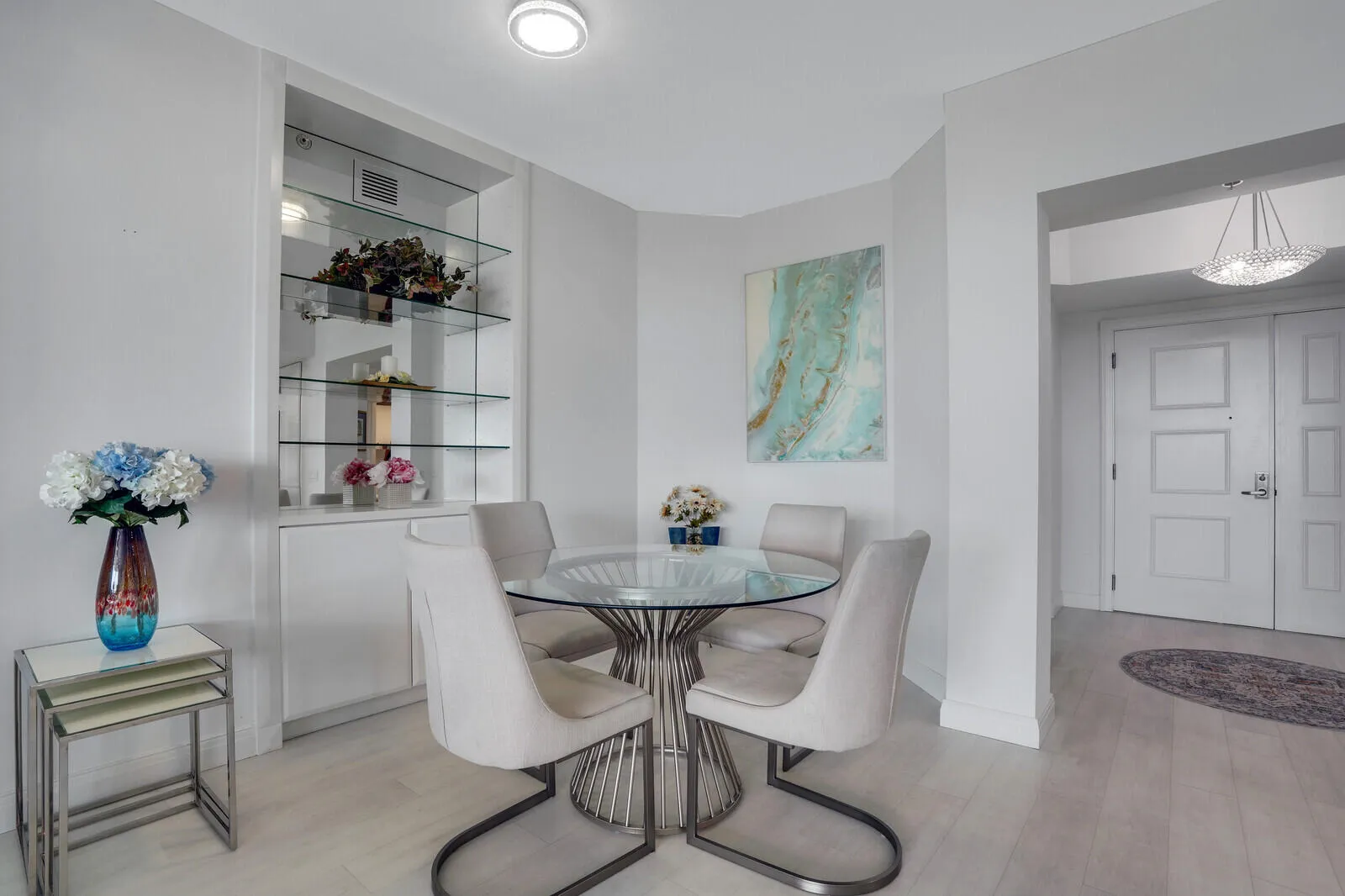 Additional Dining Area