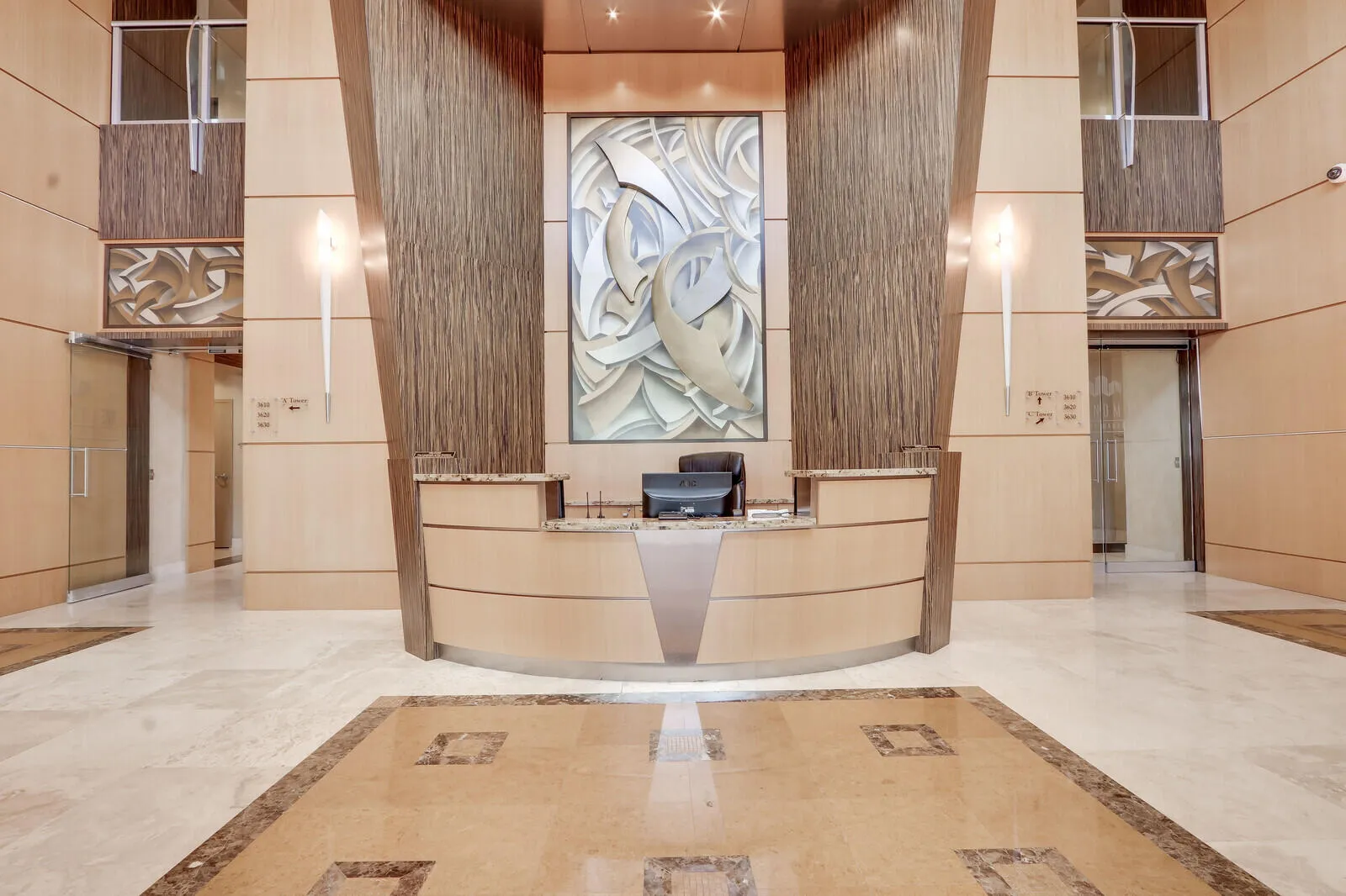 Attractive Lobby