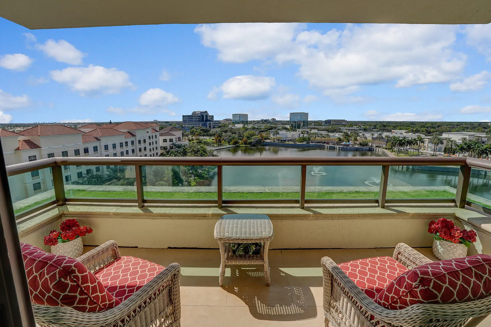 Exceptional Lake Views & Sunsets