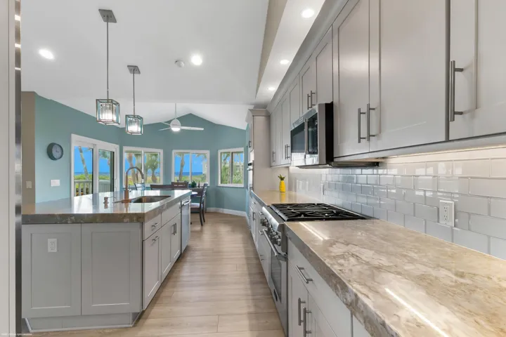 162 North Beach Rd 032