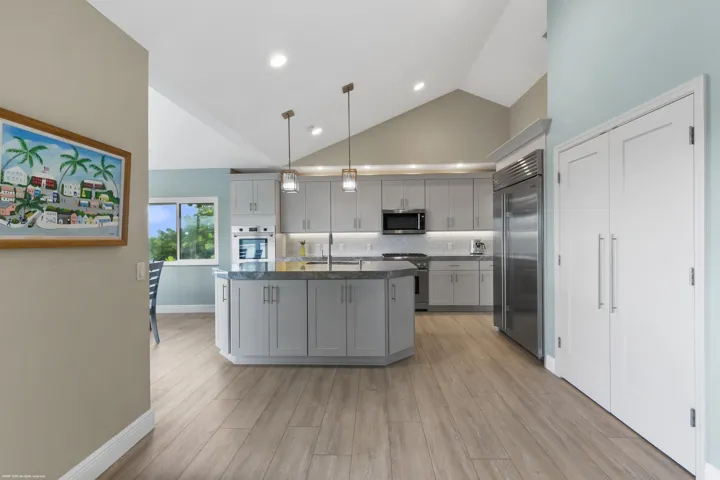 162 North Beach Rd 031