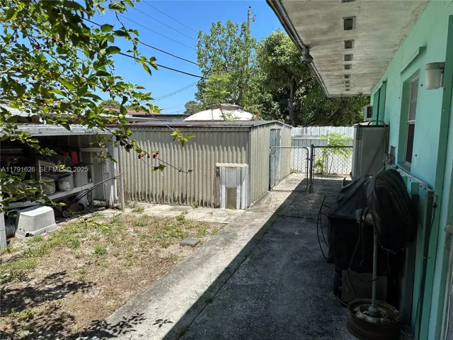 Photo 27