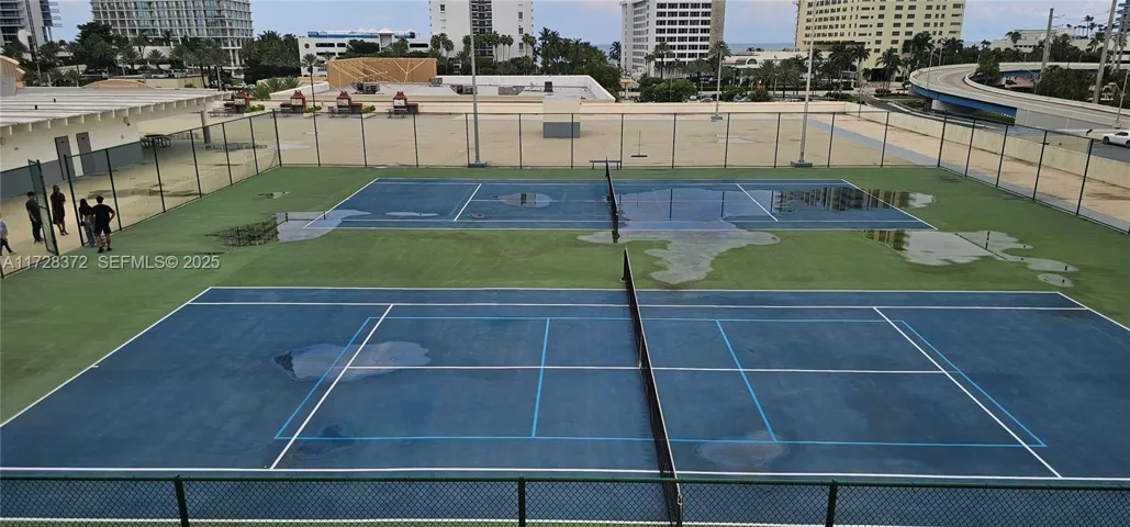 Tenis Court