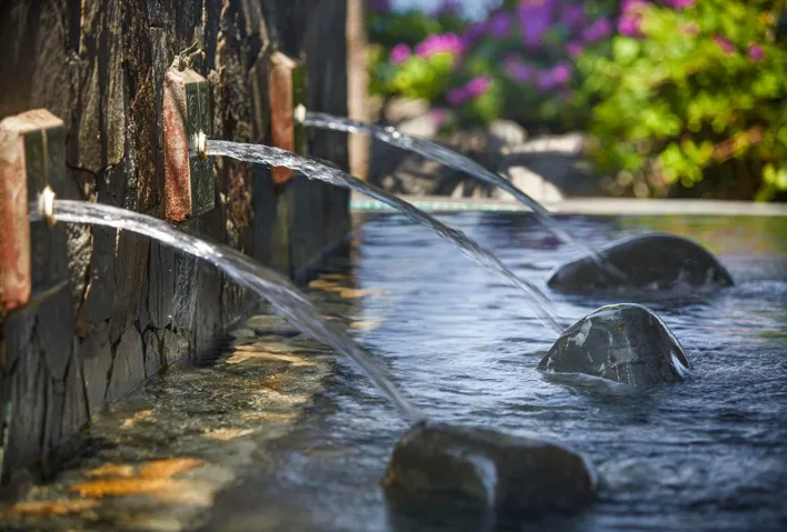 WATER FOUNTAINS