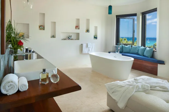 12. MASTER SUITE BATHROOM