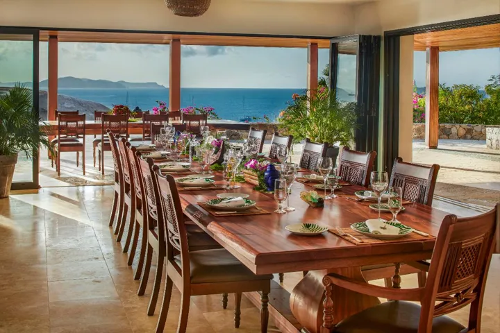 13. DINING ROOM