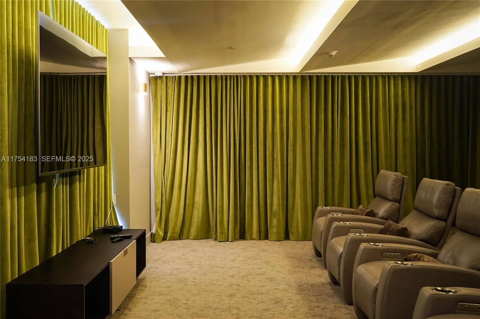 Property photo 37