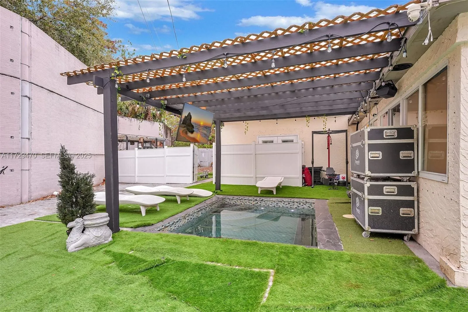 Property photo 44