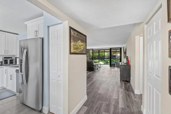 019-11255GreenLakeDrive-BoyntonBeach-FL-