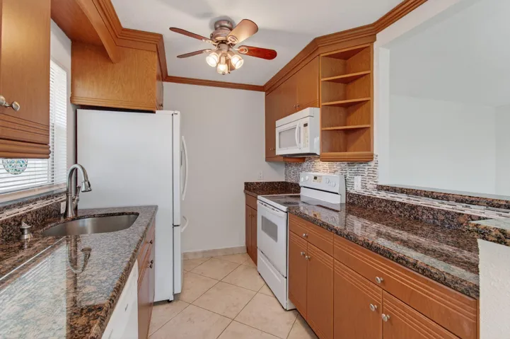 Open Kitchen