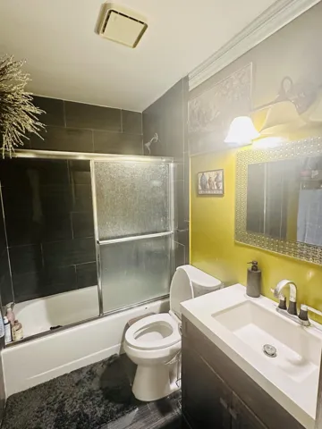 GUEST BATH