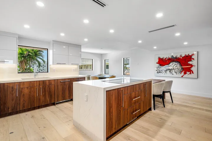 Kitchen/Dining